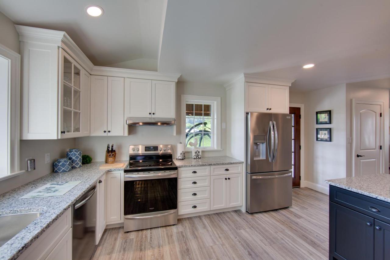 Gorgeous Retreat Patio, Grill And Fireplace! *