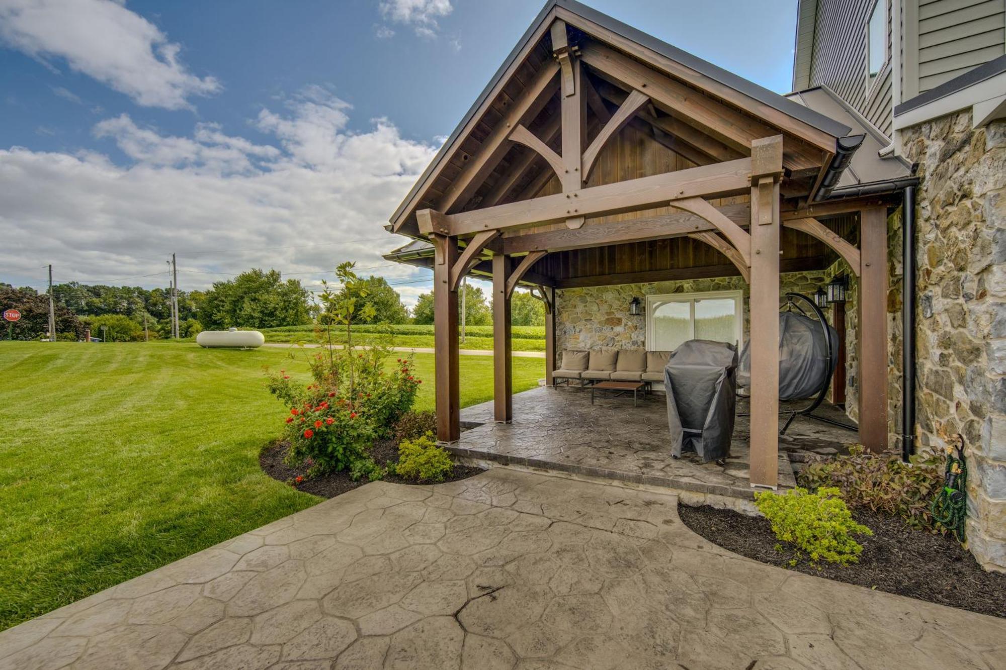 Gorgeous Retreat Patio, Grill And Fireplace! * Ronks