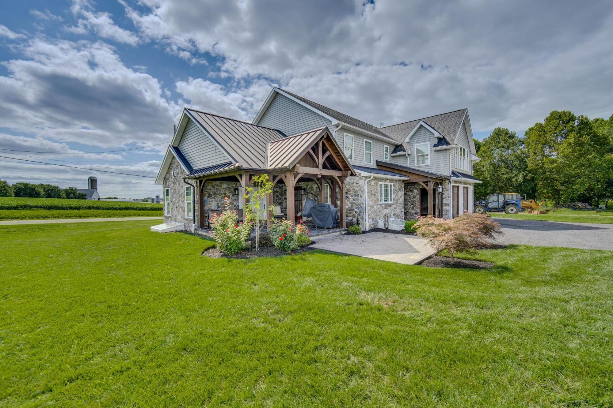 Gorgeous Retreat Patio, Grill And Fireplace! Holiday home
